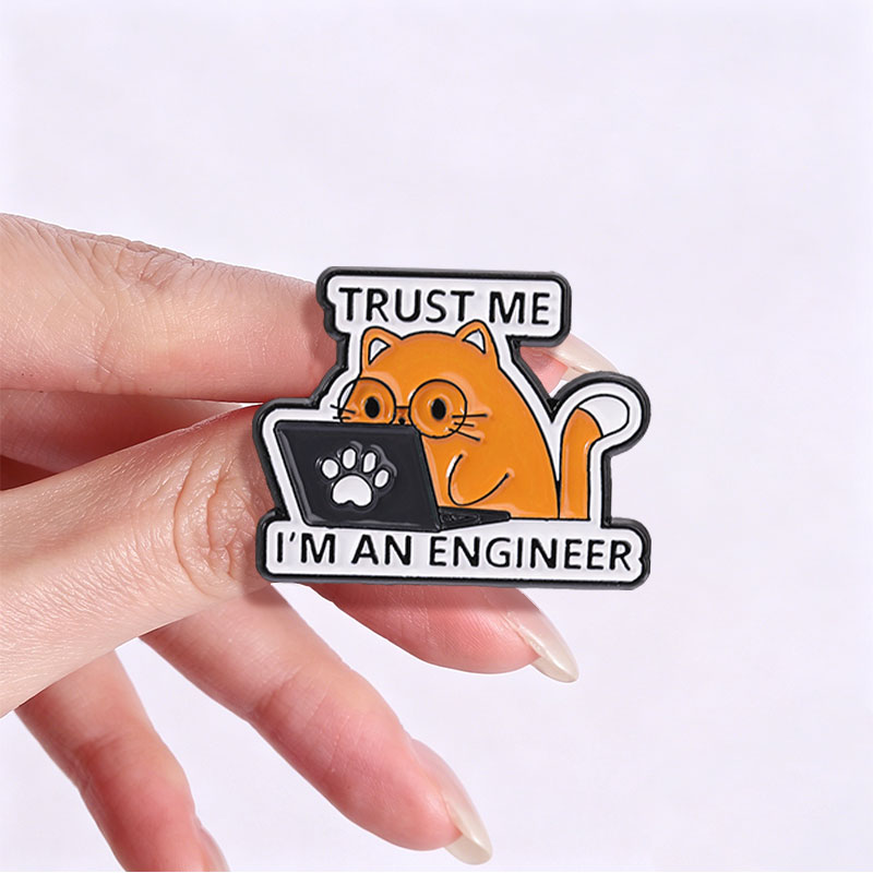 I'm An Engineer Quote Enamel P - Tech Accessories Designer 评论和价格
